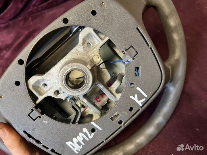 Руль Toyota Ipsum ACM21