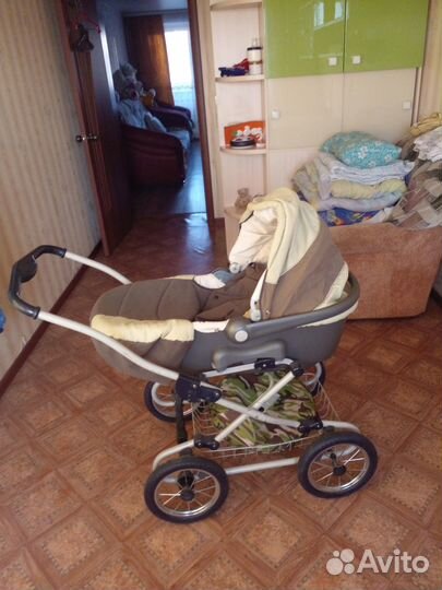 Продам детскую коляску