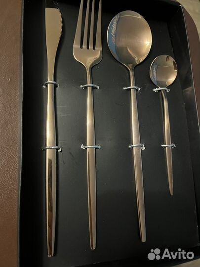Набор столовых приборов