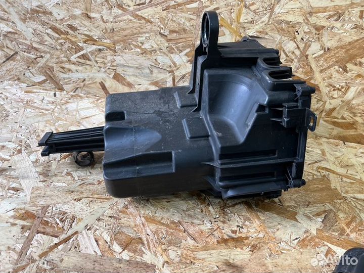 Корпус блока предохранителей Bmw X3 F25 N57D30A