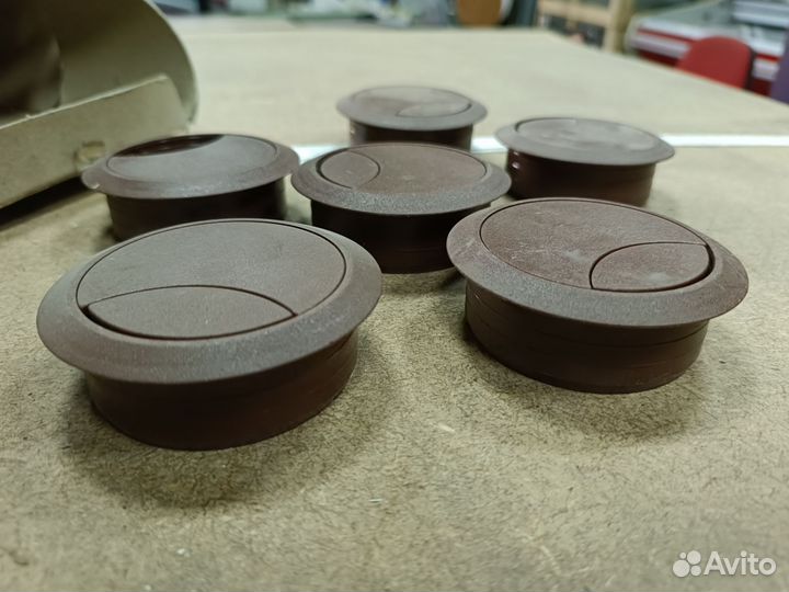 Заглушки мебельные для проводов