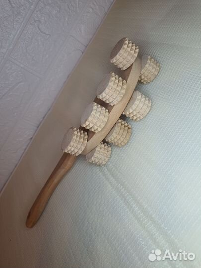 Массажер для тела ручной