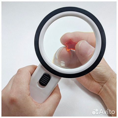 Лупа с подсветкой ручная 10х DT7670