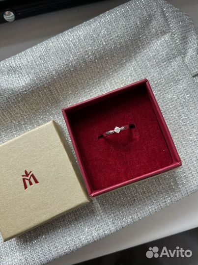 Помолвочное кольцо