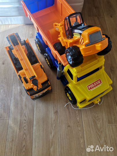 Грузовик, кировец, кран фирма Полесье