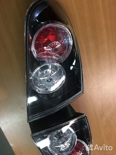 Фонарь Mazda 3 BK