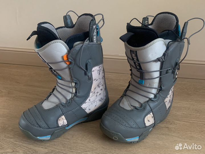 Сноубордические ботинки женские burton
