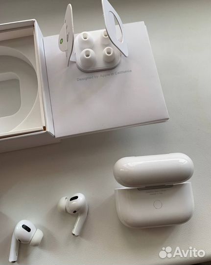 Наушники Apple AirPods pro
