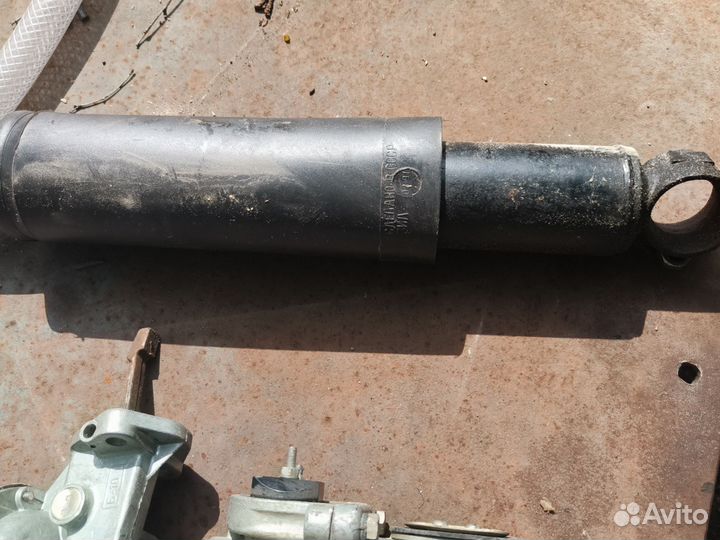 Запчасти на ЗИЛ 130