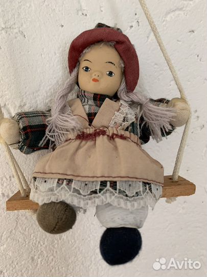 Кукла фарфоровая на качелях германия тати бремен