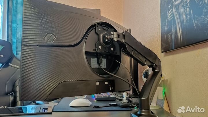 Монитор Samsung Odyssey G5 27