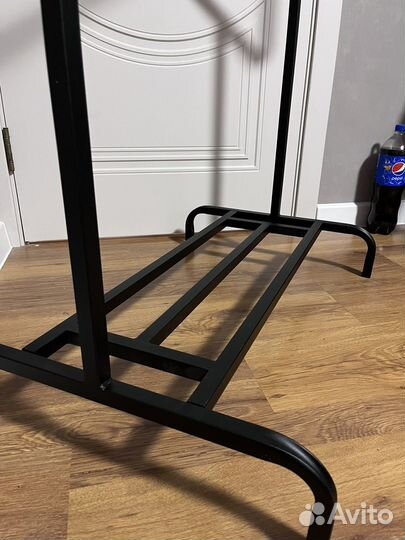 Вешалка напольная новая