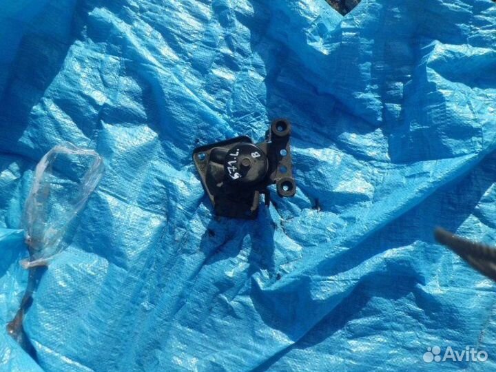 Подушка двс левая Ford Escape EP3WF