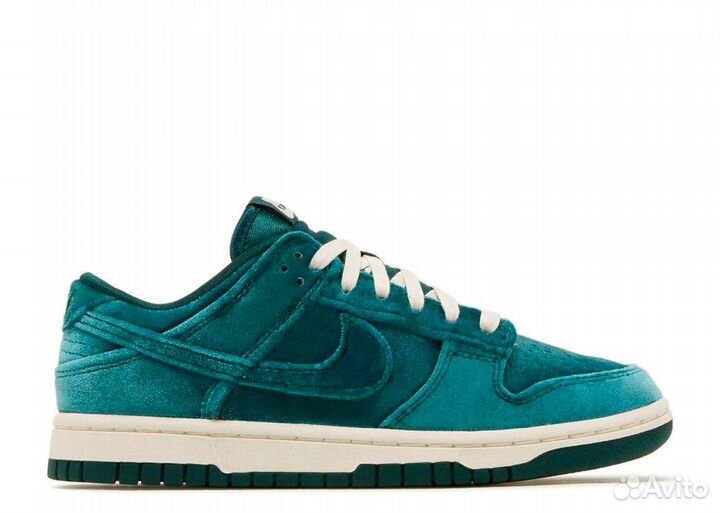 Кроссовки Nike Dunk Low 'Green Velvet', бирюзовый