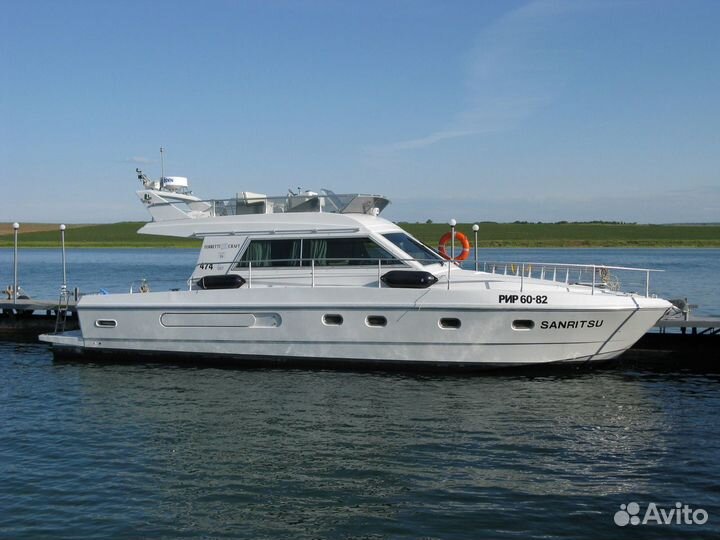 Катер Ferretti Altura 39