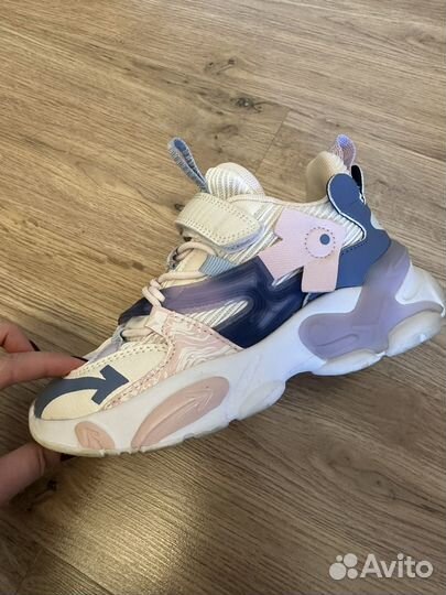 Кроссовки для девочки 33 размер