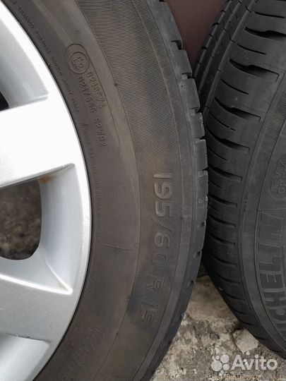 Диски Форд Фьюжн литые(оригинал) +шины Michelin