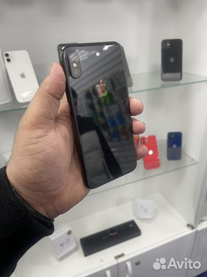 iPhone X, 64 ГБ