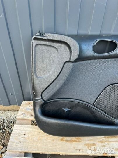 Карта двери передняя правая Peugeot 206 седан 1.4