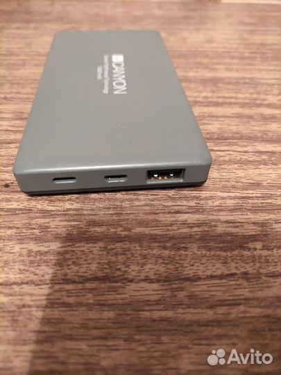 Повербанк Canyon