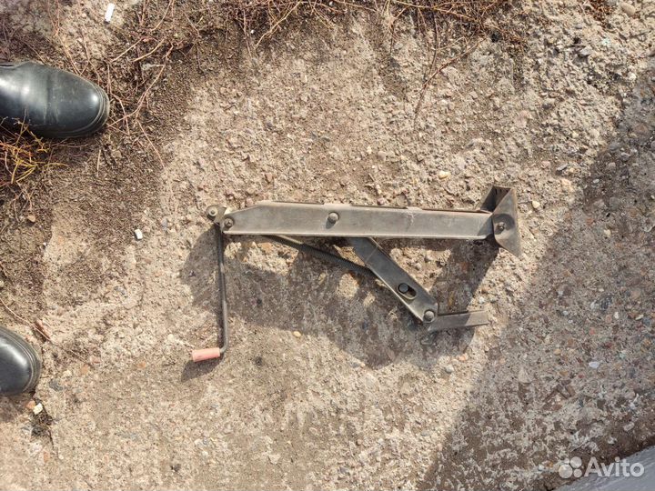 Два велосипеда детский и подростковый