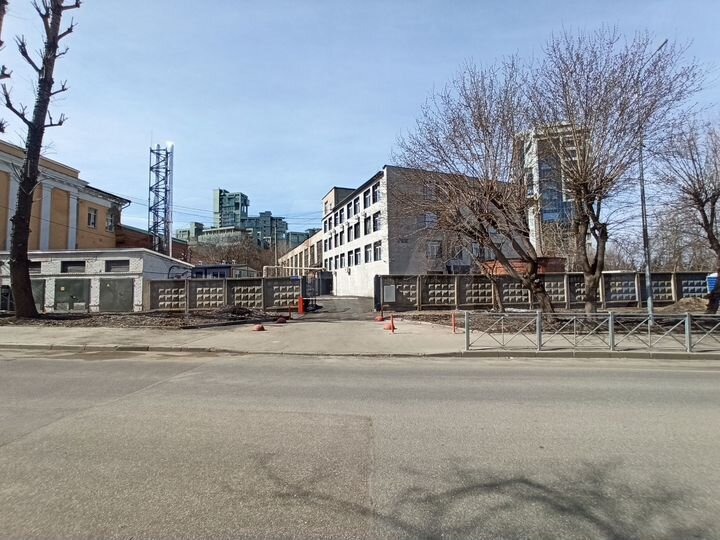 Этаж целиком в здании