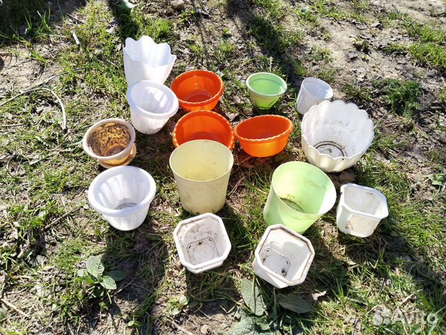 Пластиковые горшки, вазоны, кашпо б/у
