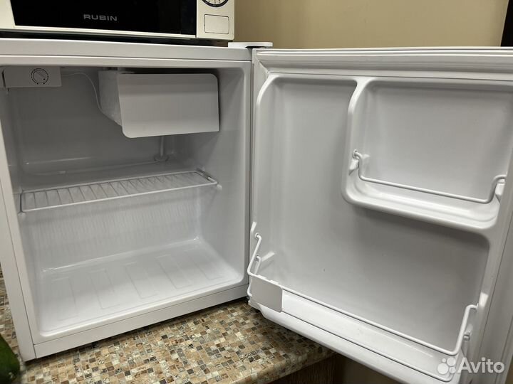 Холодильник бу маленький