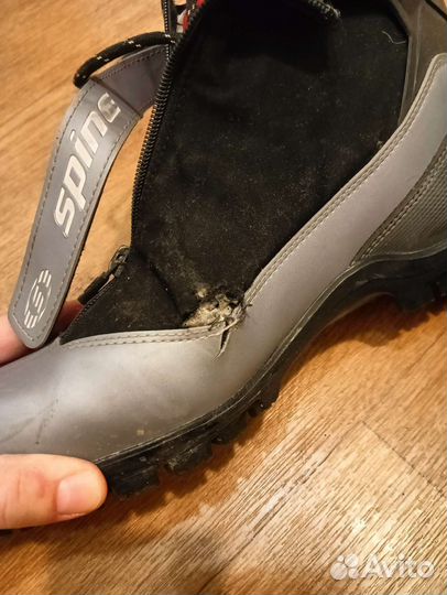 Лыжные ботинки spine 42, с дыркой