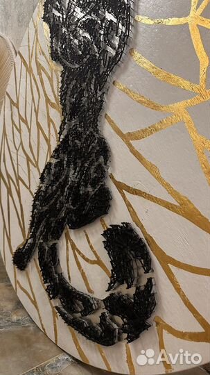 Картина на гвоздях