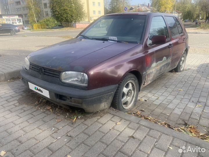 Volkswagen Golf 1.8 MT, 1998, 39000км
