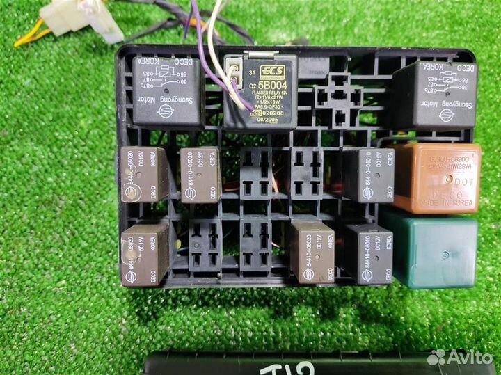 Блок реле Ssangyong Rexton 2005