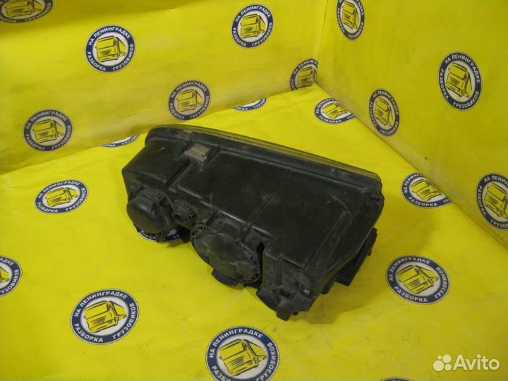 Фара правая 9418205261 mercedes-benz, actros