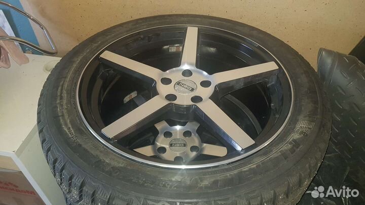 Michelin X-Ice North 4 SUV 255/45 R20