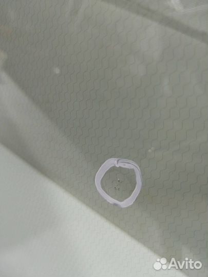 Лобовое стекло Volkswagen Tiguan 2