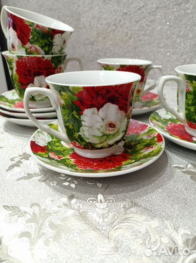 Чайный сервиз, набор чашек