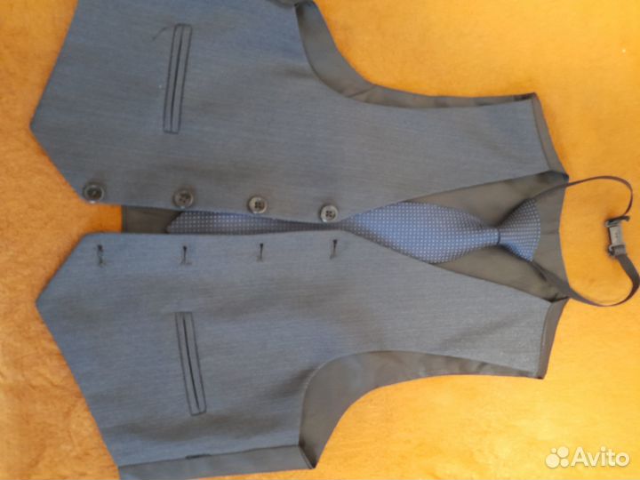 Брючный костюм для мальчика 134 - 140