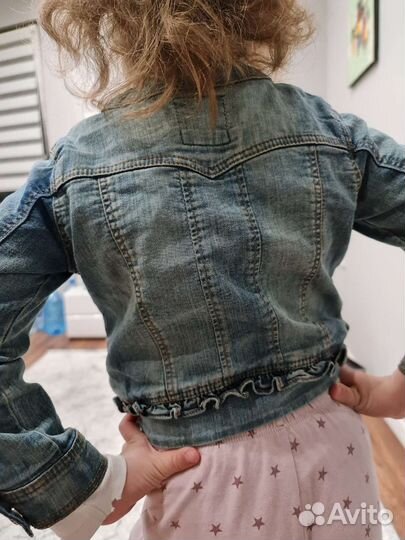 Джинсовая куртка для девочки