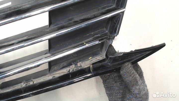 Решетка радиатора Volkswagen Jetta 6, 2016