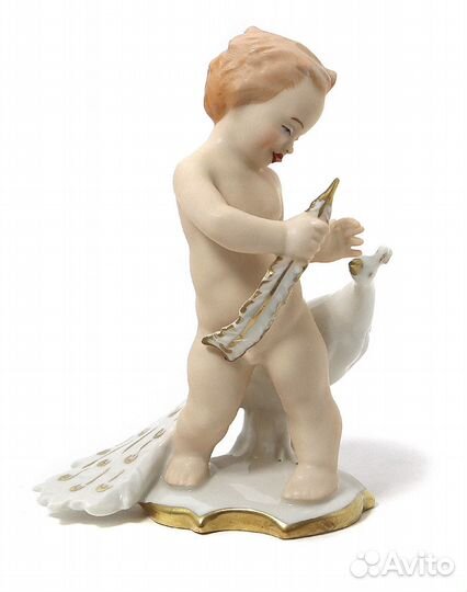 Фарфоровая фигура 