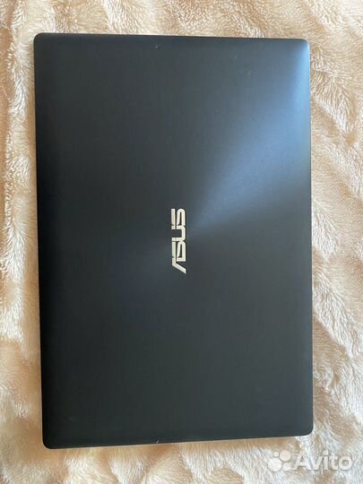 Ноутбук asus x553m