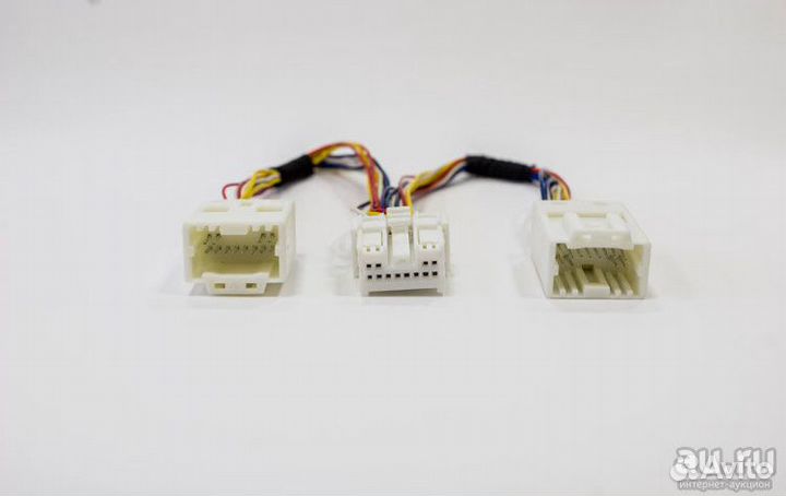 Y-разветвитель Nissan Infinity Yatour YT-M06 8+4p