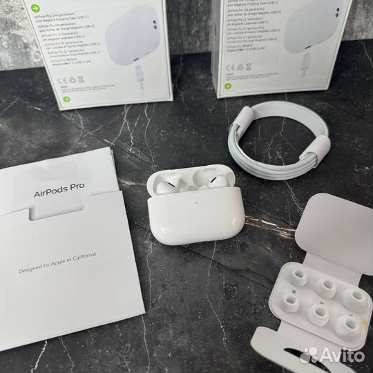 Apple Magsafe charger и Airpods Pro 2