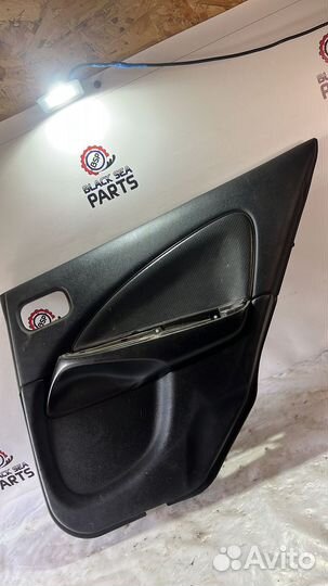 Обшивка двери Bluebird Sylphy задняя правая