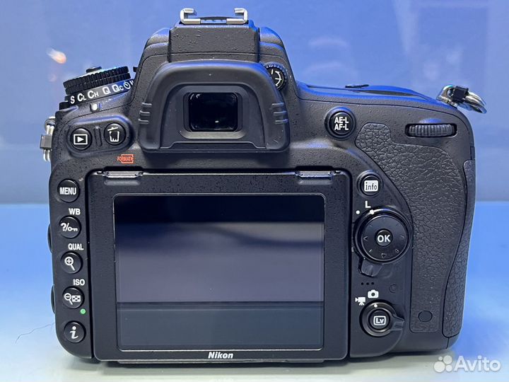 Зеркальный фотоаппарат Nikon D750 Body