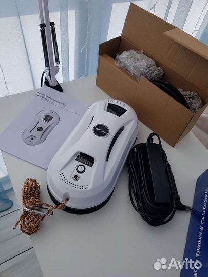 Робот для мойки окон с дистанционным управлением