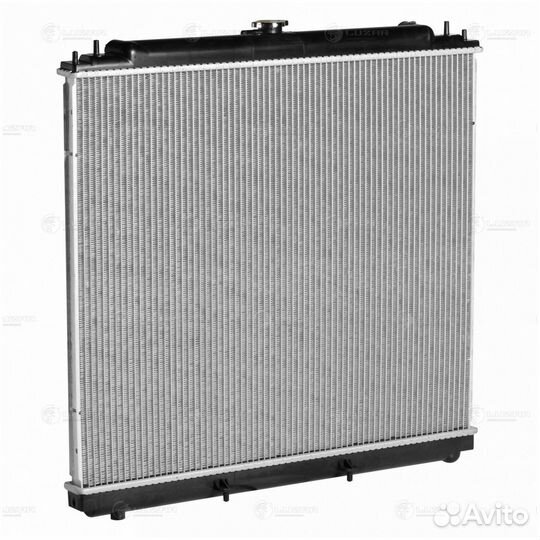 Радиатор охлаждения Nissan Navara D40