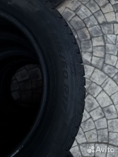 Pirelli Ice Zero FR 215/60 R17 100T