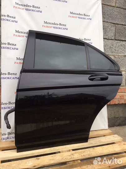 Задняя левая дверь Mercedes w204 w212