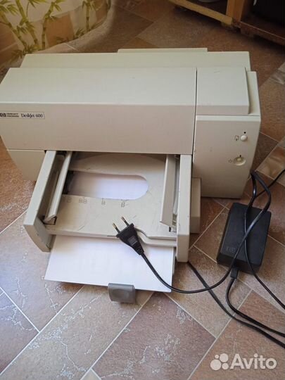 Принтер HP deskjet
